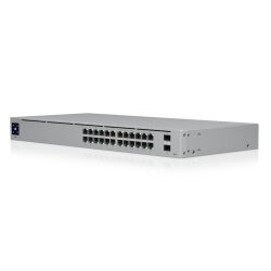 Rückseite des USW-24 Switches mit Stromanschluss