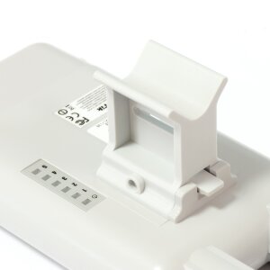 Rückseite des RBOmniTikUPA-5HnD mit LED Anzeigen die...