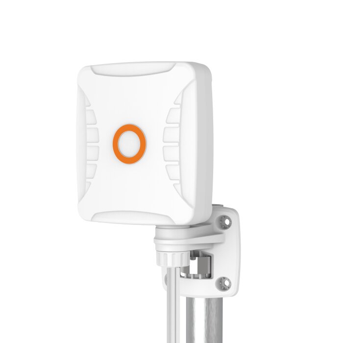 Poynting XPOL-1-5G PLUS v3 4x4 MIMO Outdoor Antenna for enhanced 4G and 5G Network connectivity