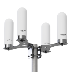 Frontalansicht der 5G Antenne mit solidem Kunststoff-Gehäuse