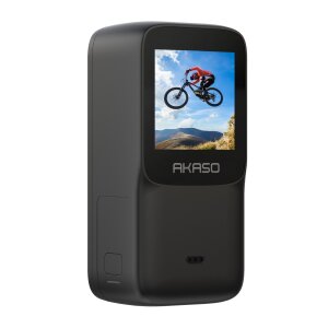 Mini Action Cam AKASO Keychain 2 in der Hand eines Vloggers