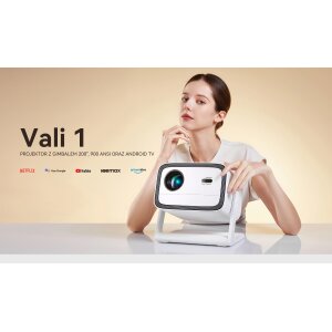 Heimkino-Erlebnis mit dem Wanbo Vali 1 Beamer, der einen Netflix-Film in 1080p auf eine Wohnzimmerwand projiziert.