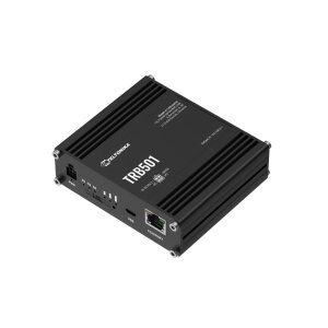 R&uuml;ckseite des Teltonika TRB501 mit 2.5 Gbps...