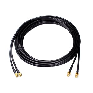 Das aufgerollte Poynting A-CAB-109 Antennenkabel, bereit für deine 10 Meter lange, verlustarme Verbindung.
