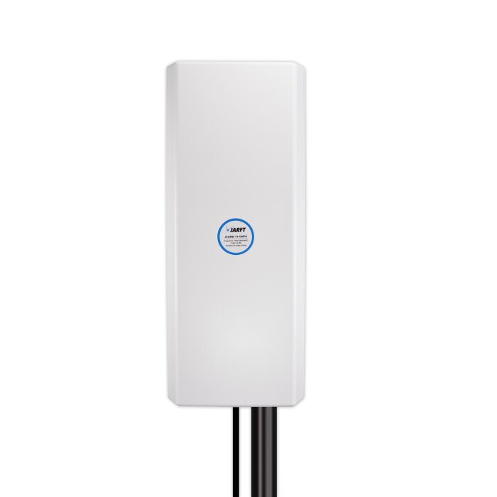 LTE and 5G directional antenna with up to 14dBi performance gain