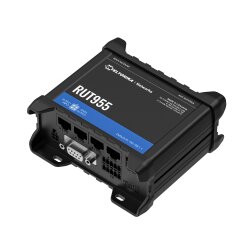 Rückseite des Industrie LTE Routers mit Anschlüssen für LTE und WLAN Antennen