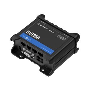 Detailansicht der seriellen Schnittstellen (RS232, RS485) am Teltonika RUT956