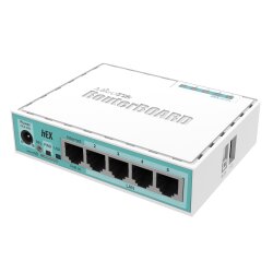 Seitliche Ansicht mit PoE-In Port RJ-45 Ports und einer DC-In Buchse