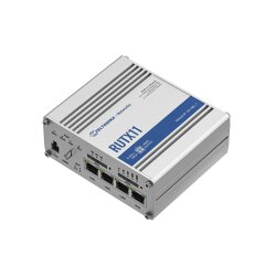 Übersicht aller Anschlüsse für Antennen, Ethernet und Strom am Router-Gehäuse