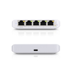 Frontal view of the switch with focus on 5 x RJ45 ports