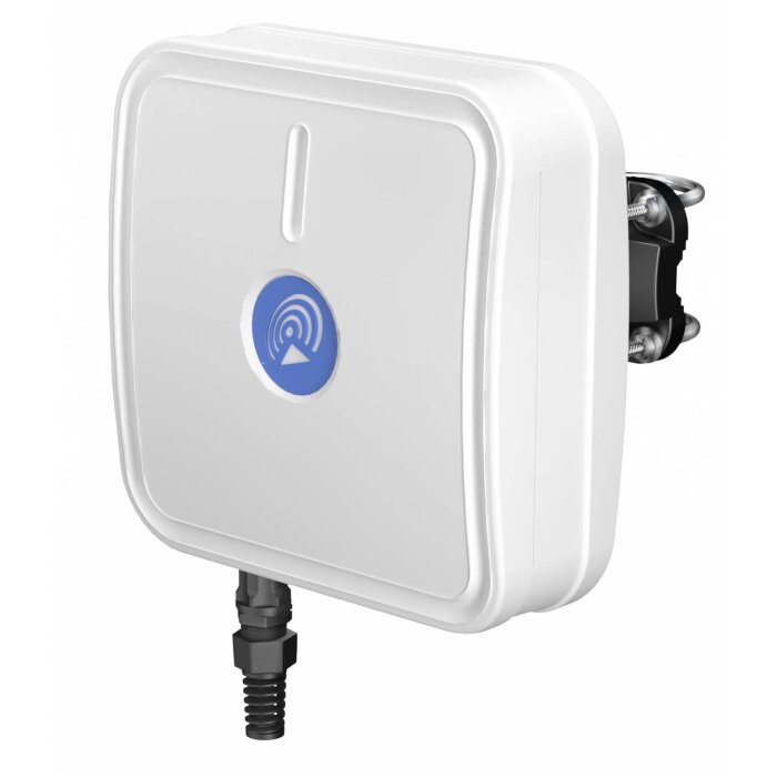 QuMax XR All-in-One Richtantenne für Teltonika Router in weißer Frontalansicht, montiert an einem Mast.