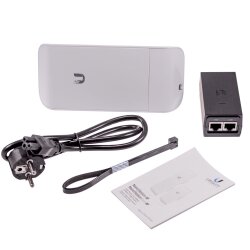 Nanostation LOCOM5 - Lieferumfang mit PoE Injector und Montagezubehör