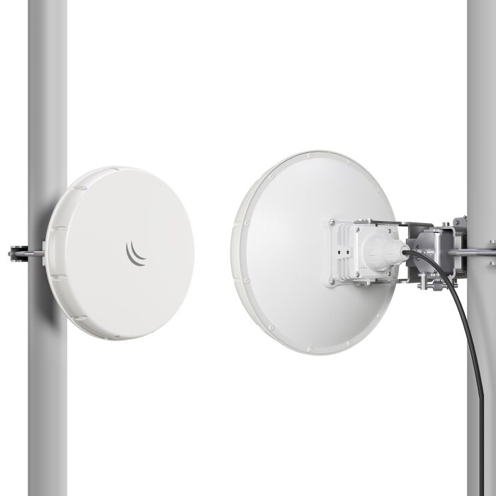 MikroTik nRAYG-60adpair 60GHz Link Set for Point-to-Point Connection, ideal for establishing a robust Network.