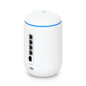Hintere Seitenansicht des Ubiquiti Dream Router7