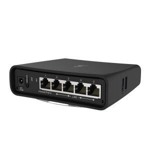 Ansicht der Rückseite liegend vom Mikrotik hAP ac2 Tower mit 5 RJ-45 Ports und einem USB Anschluss